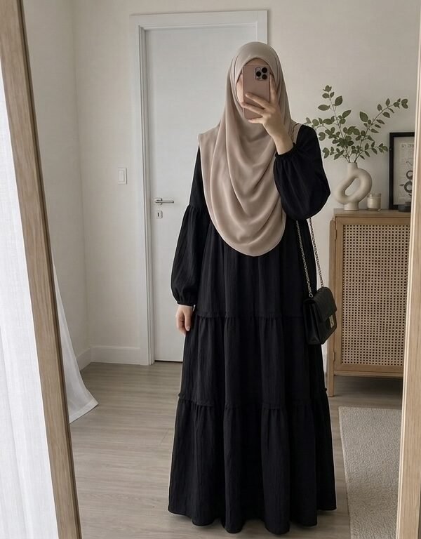 Layered dress - Black — Hoor — Abayas | Hoor